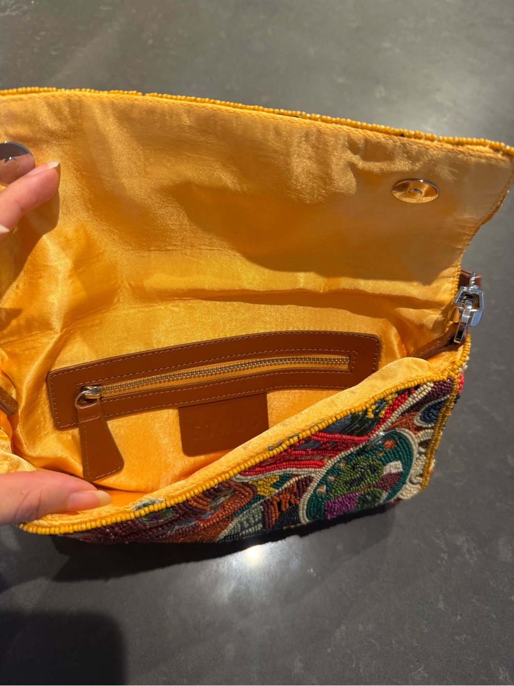 Staud Timmy shoulder bag destination - Picture 5 of 5